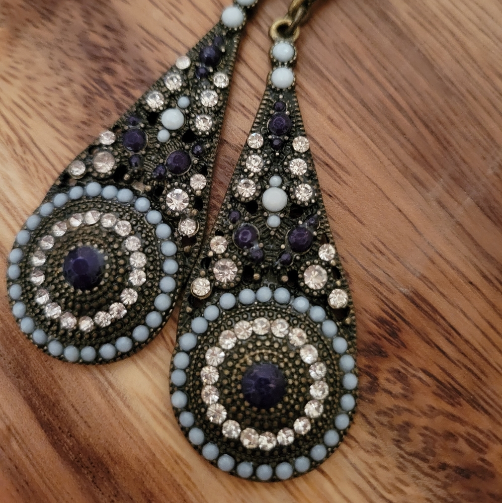 Statement earrings - Picture 3 of 3